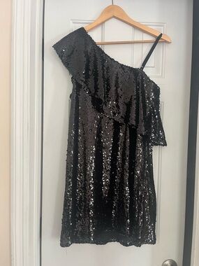The Impeccable Pig Black One-Shoulder Sequin Dress